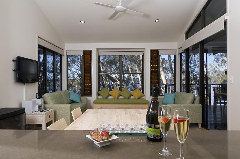 Eumarella Shores Noosa Lake Retreat Noosaville Eksteriør billede
